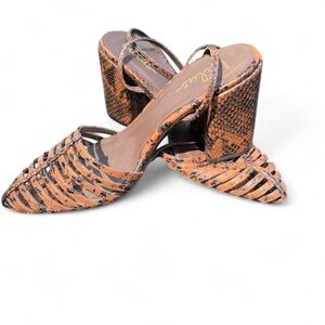 Lulu's Black and Brown Heels Elegant Design